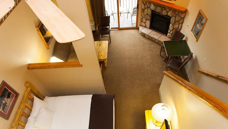 Loft Fireplace Suite | Premium Suite | Great Wolf Lodge Traverse City, MI